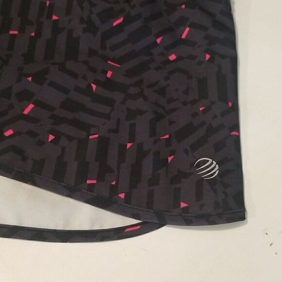 Pink and Black Running Shorts xsmall - Picture 2 of 8